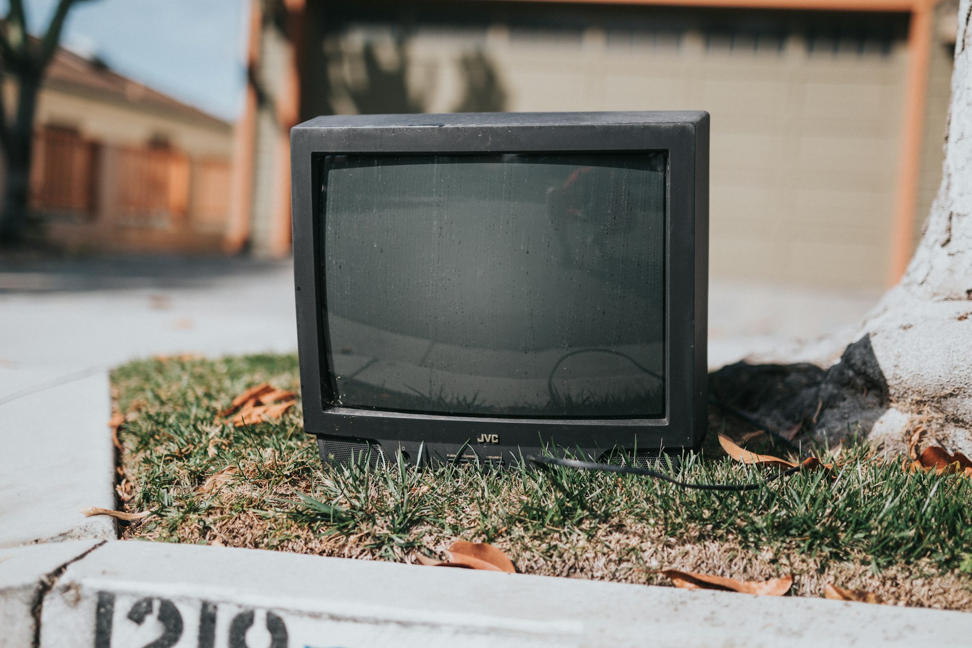 How to Access Local News Without Cable: Your Complete Guide to Streaming and Free Alternatives