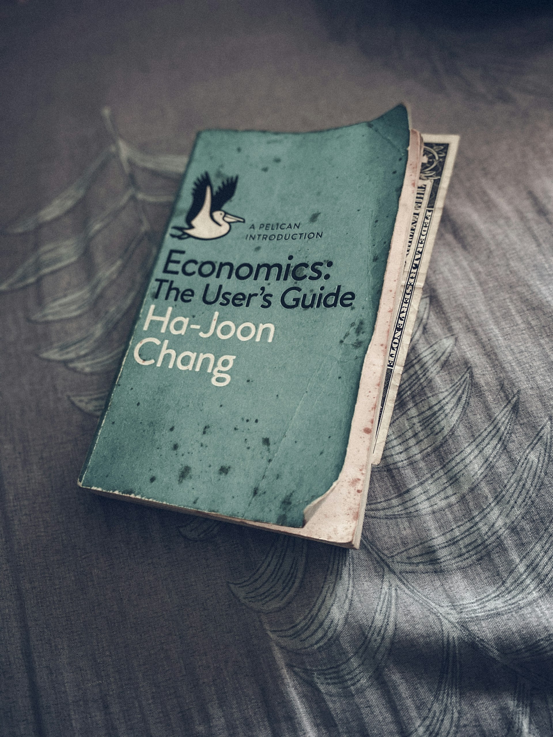 Sustainable Finance and ESG Investing Trends Shaping 2025